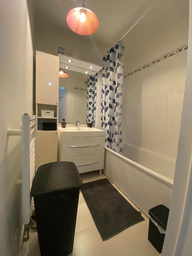 Noisy-Le-Grand Centre : Proche Disneyland Et Paris Apartment Luaran gambar