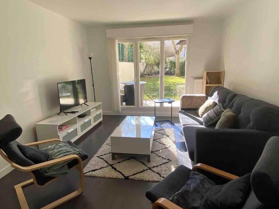 Noisy-Le-Grand Centre : Proche Disneyland Et Paris Apartment Luaran gambar